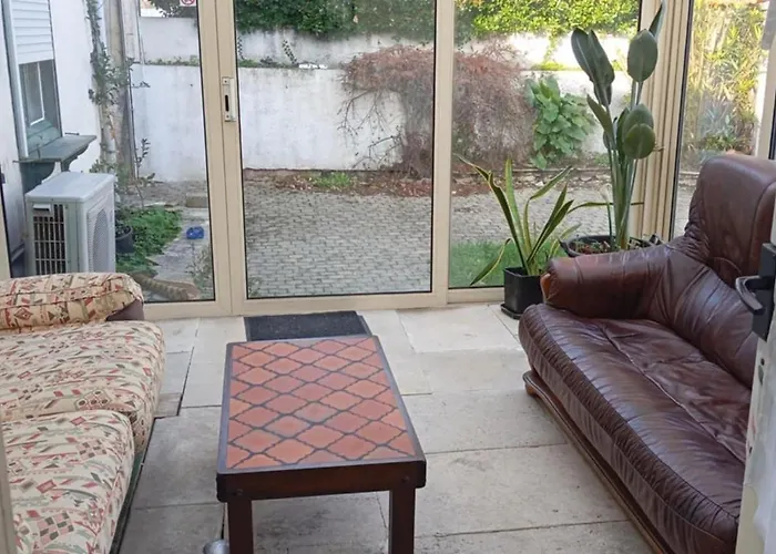 Maison 4 Chambres Avec Jardin